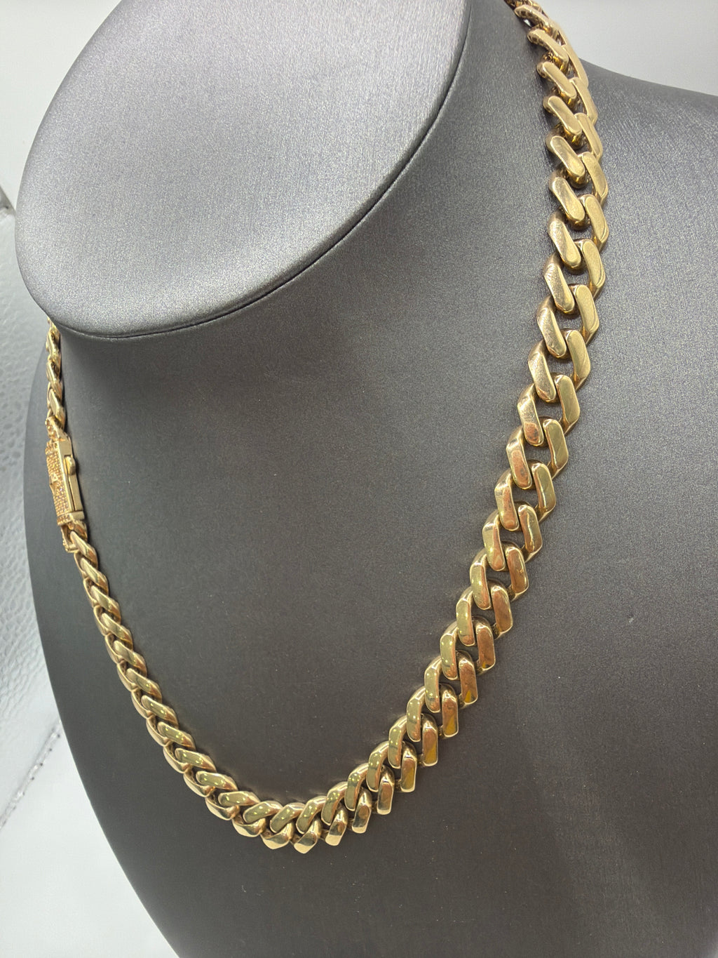 14k Monaco chain