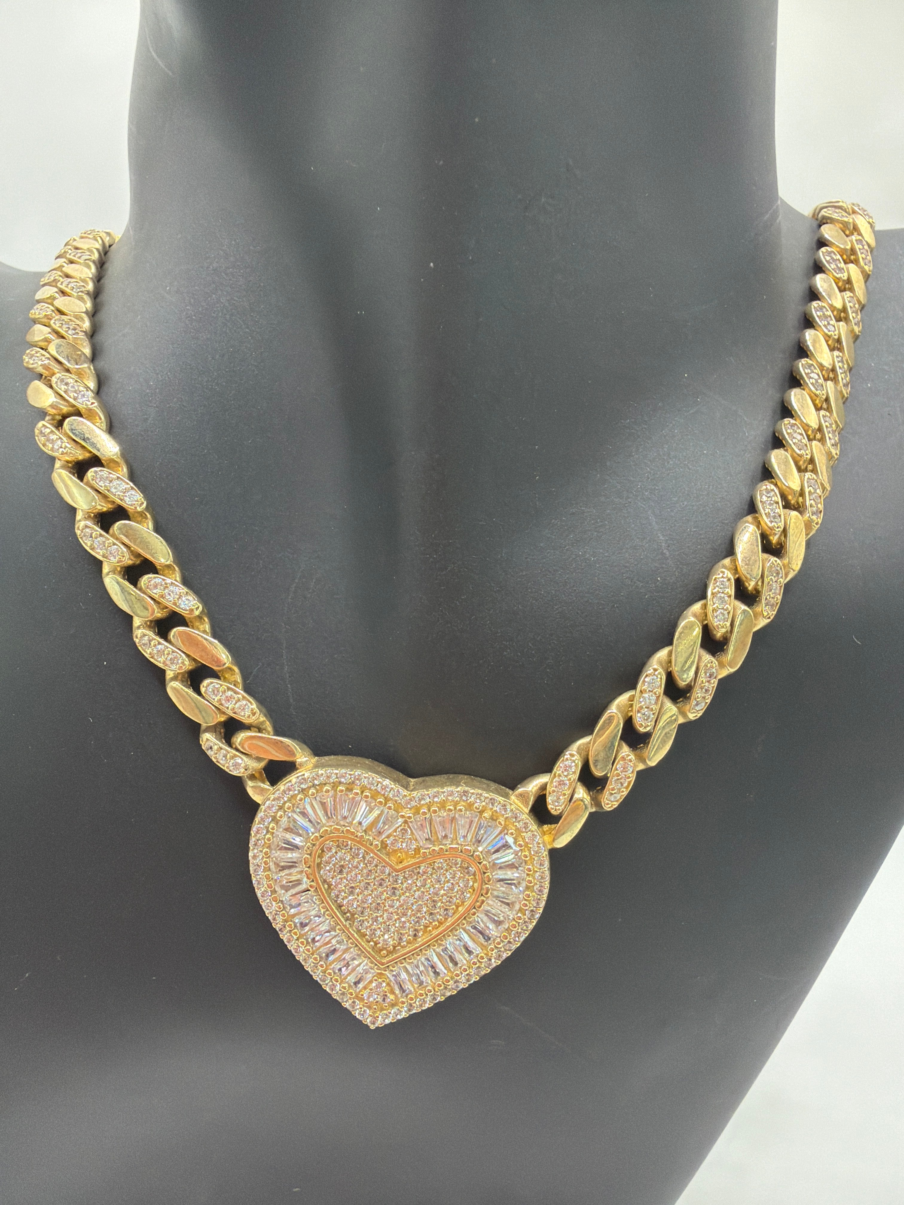 Heart chain 10k