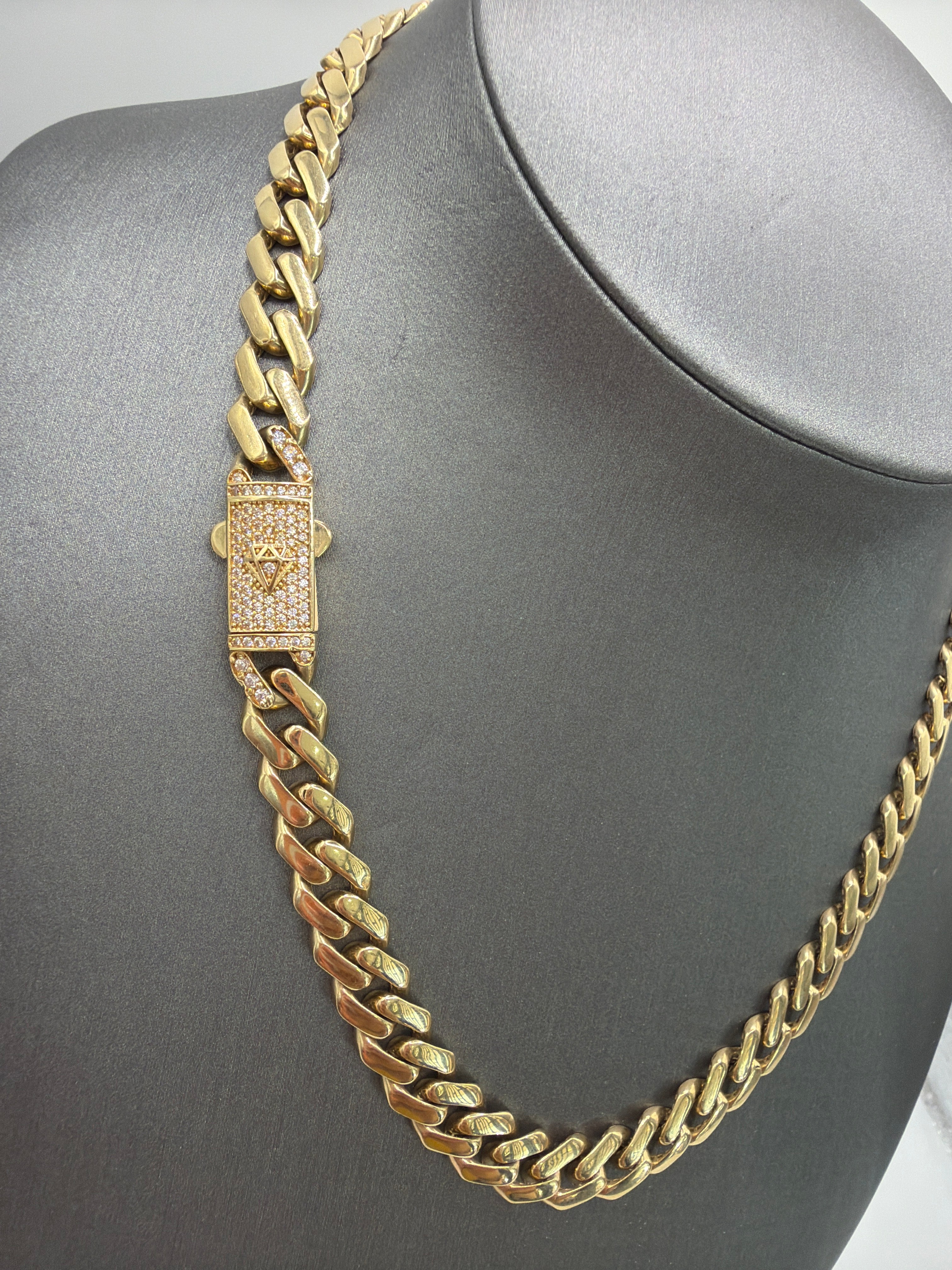 14k Monaco chain